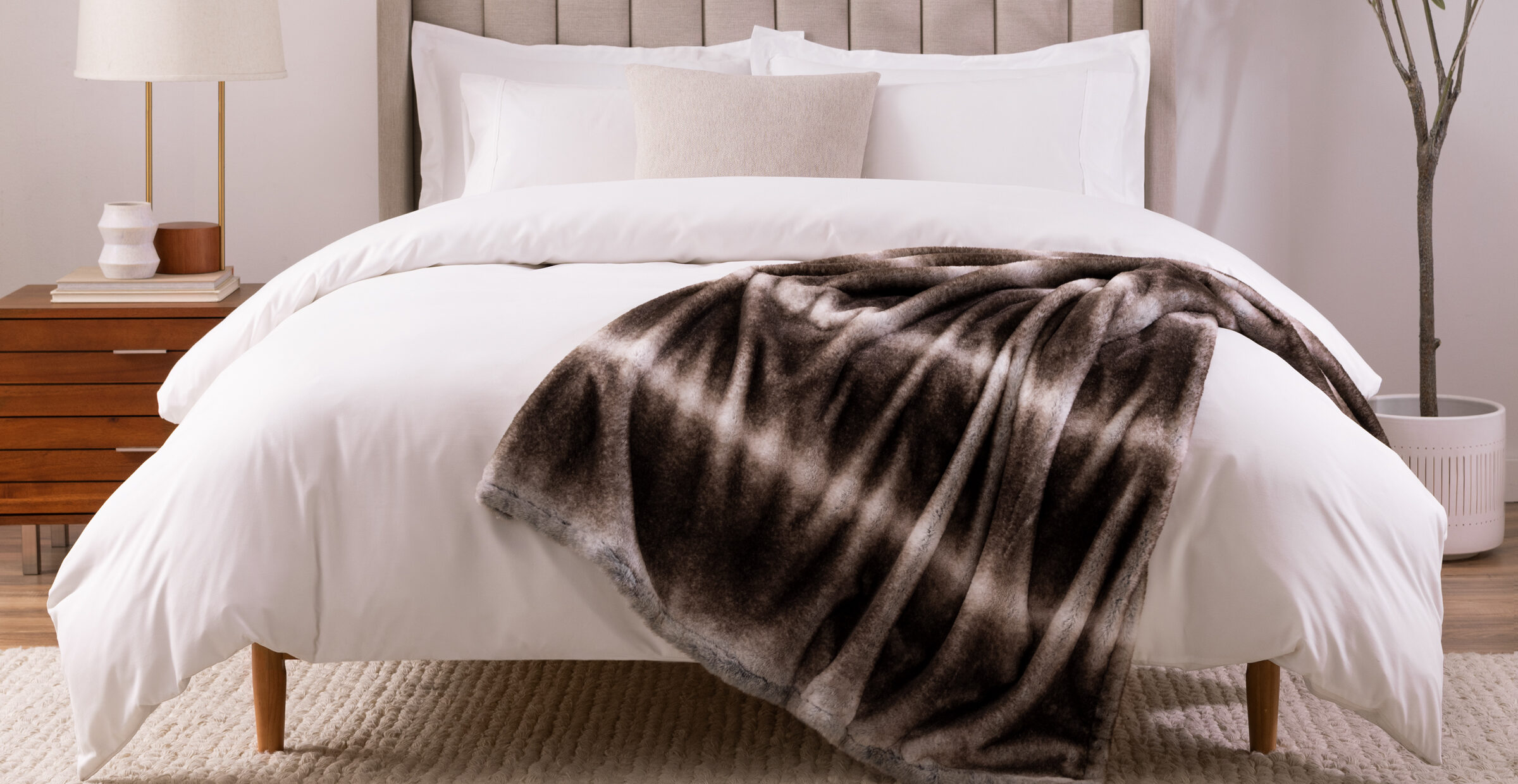 Cozy Throws and Blankets for Fall